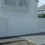 SA3 Driveway Gate & matching panels – Aluminium Horizontal Slat