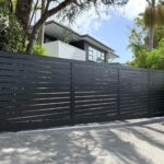 SA19 Aluminium Slat Gate